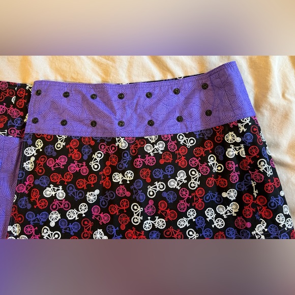 Sweet Spot reversible skirt - fits sizes 2-14 - Picture 2 of 9